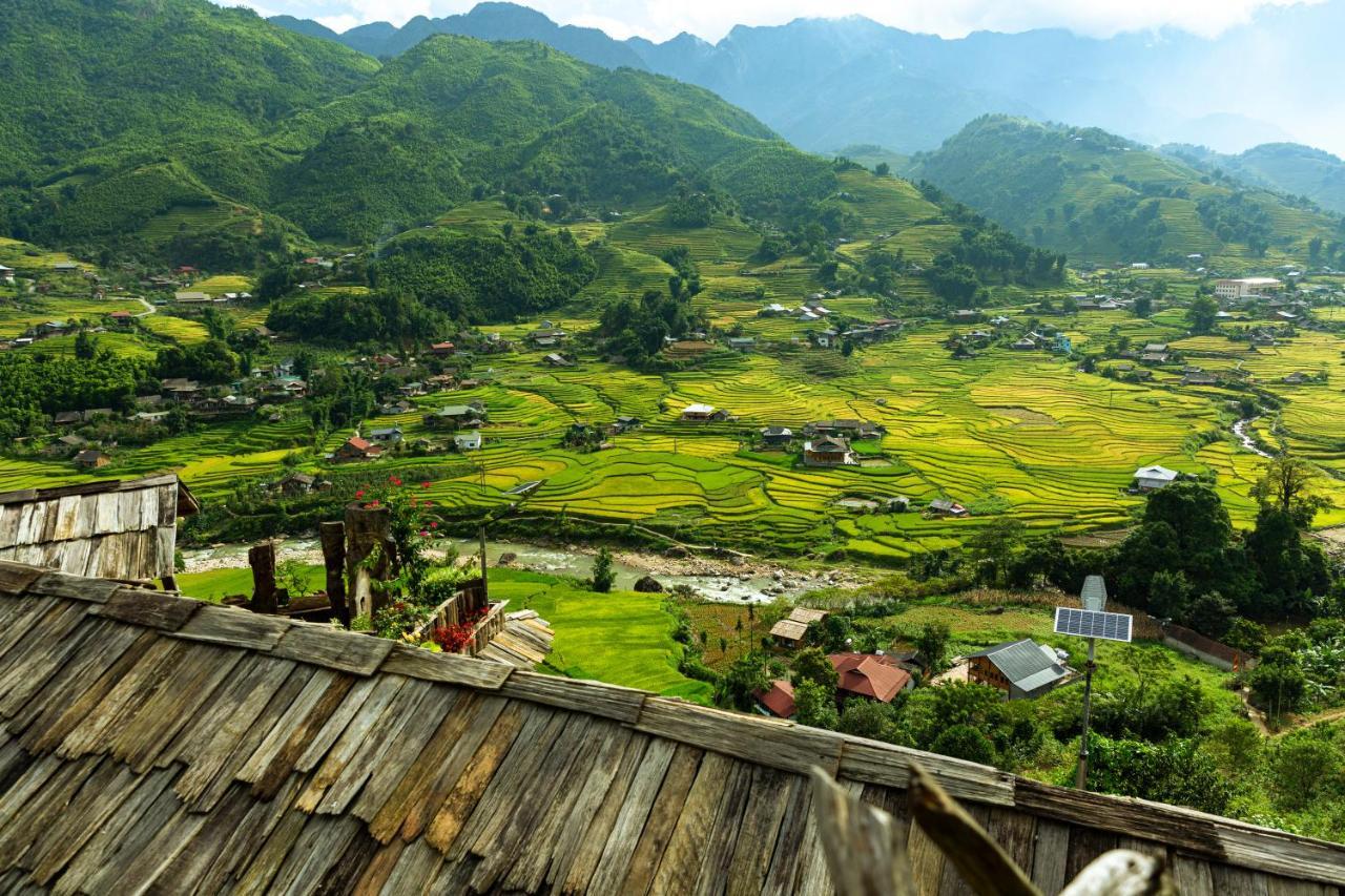 Muong Hoa River View *