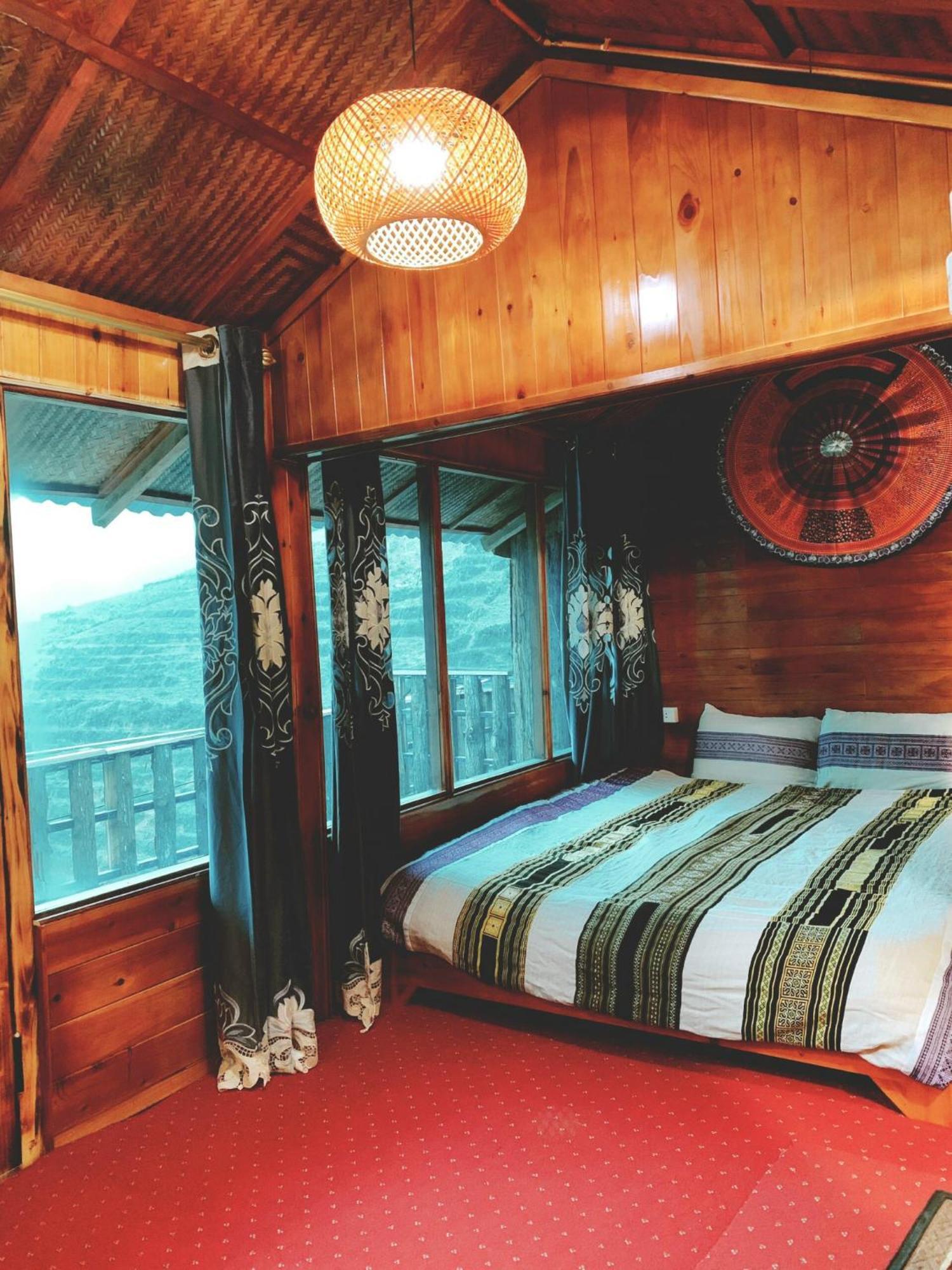 Homestay Muong Hoa River View